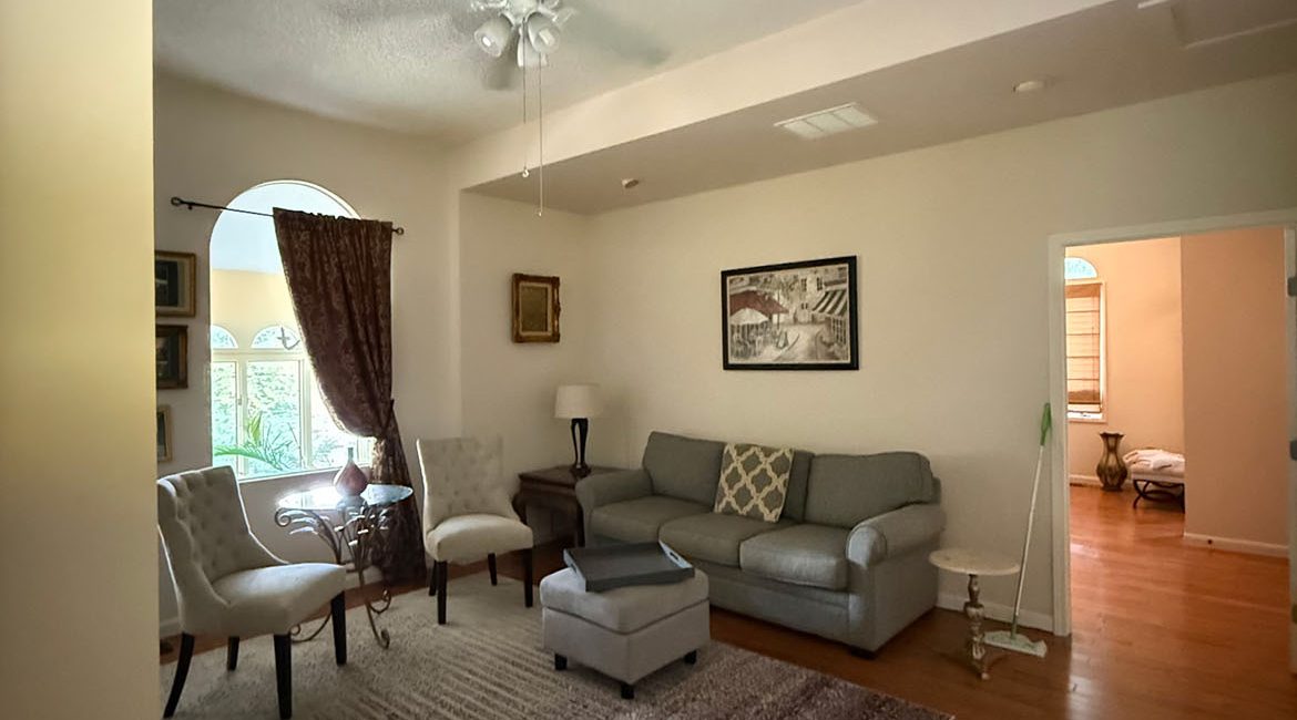 Tuscan Manor Lord of The Manor Suite