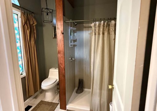 Lord of The Manor Suite