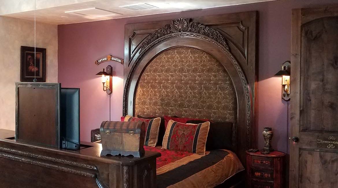 Tuscan Manor Luxury Renaissance Suite in Eureka Springs